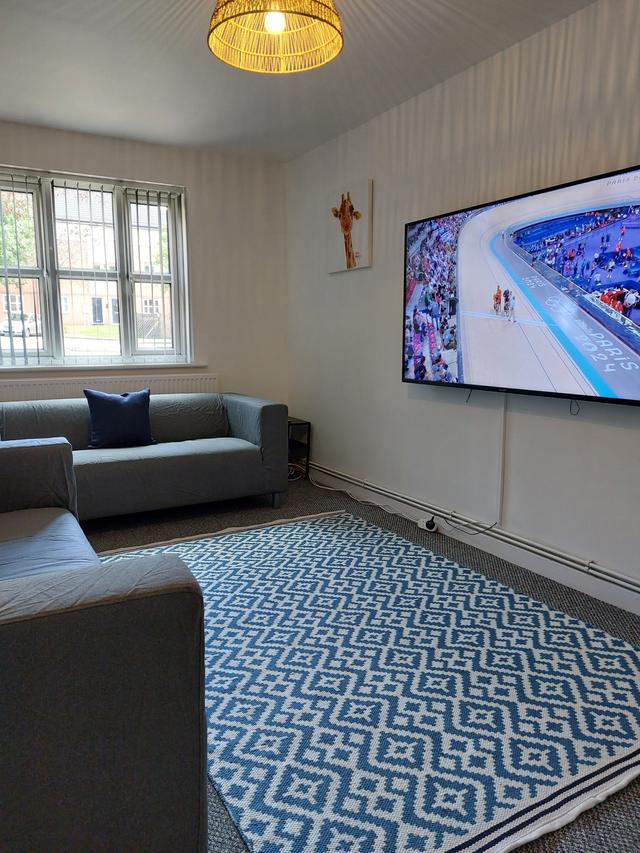 11 bed house — D-Court, Lenton