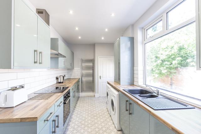 6 bed house — Heathcote Street, Beverley Road