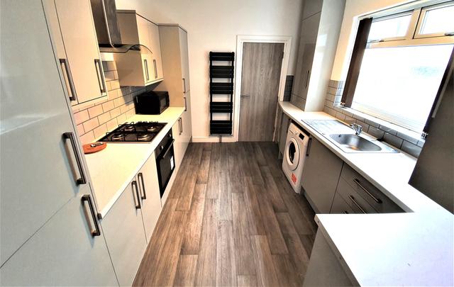 4 bed house — Cranbrook Avenue, Newland
