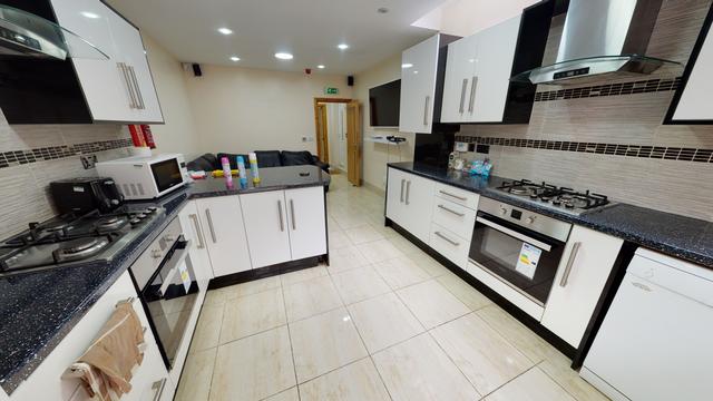 6 bed house — North Road, Selly Oak