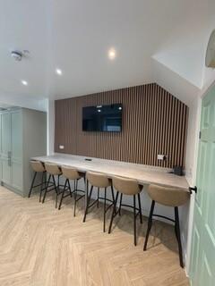 7 bed house — Rosehill Terrace, Brunswick