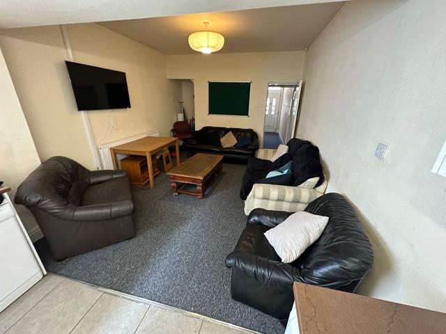 5 bed house — Dartmouth Road, Selly Oak