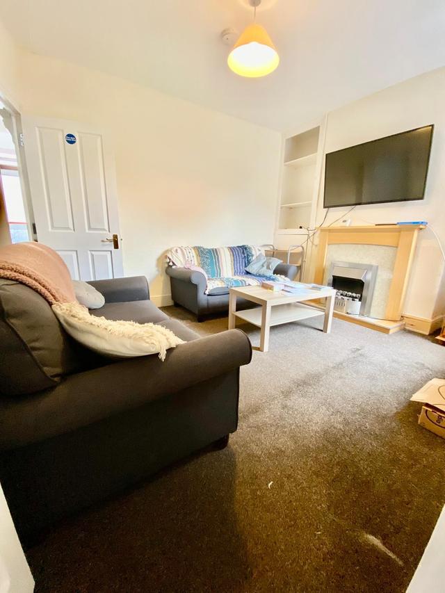 4 bed house — Hoopern Street, City Centre