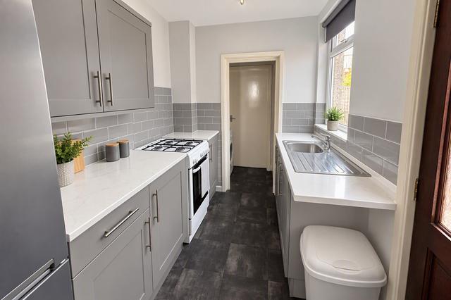 2 bed house — Kingston Road, Earlsdon