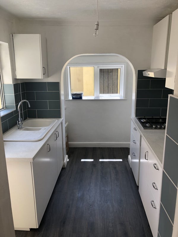 3 bed house — Tintern Ave, Redfield
