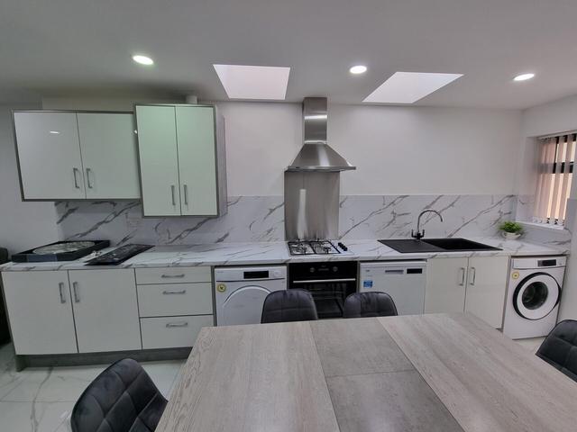 8 bed house — Rookery Road, Selly Oak