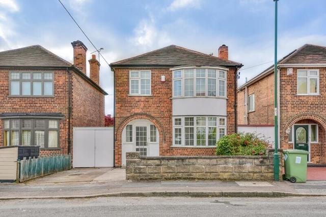 4 bed house — West Holme Gardens, Wollaton
