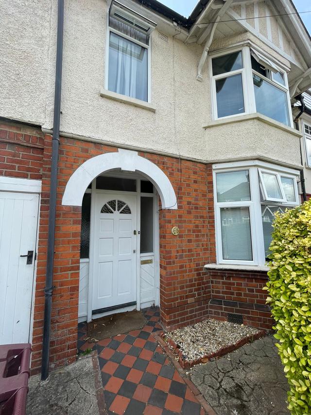 6 bed house — Highgrove Street, City Centre