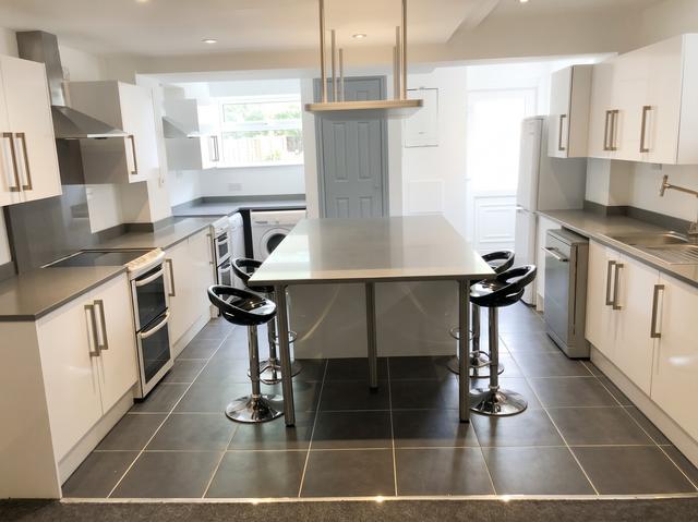 7 bed house — Dawlish Road, Selly Oak
