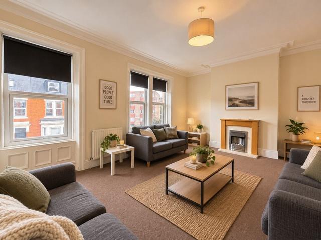 7 bed house — Sunbury Avenue, Jesmond