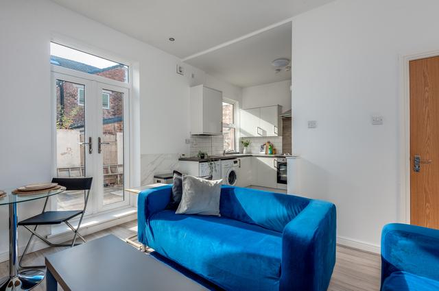 4 bed house — Brookdale Road, Wavertree