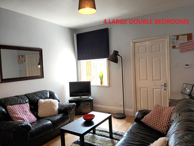 4 bed house — Campion Street, Ashbourne Road
