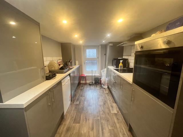 4 bed house — Grimthorpe Terrace, Headingley