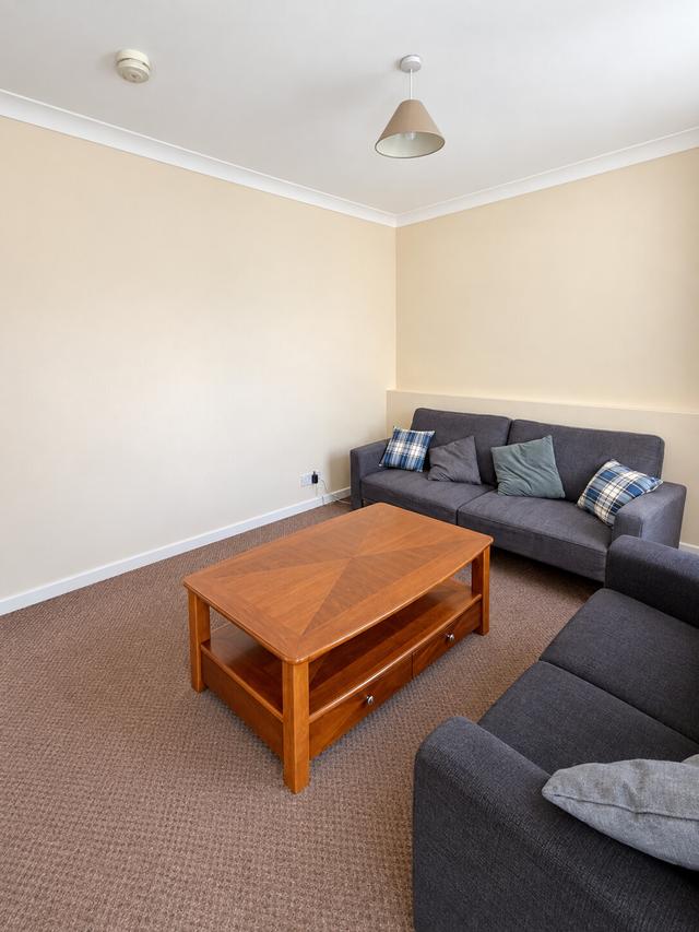 3 bed house — Fleet Street, Sandfields