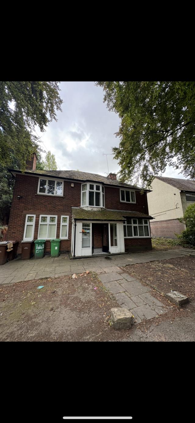 8 bed house — Derby Road, Lenton