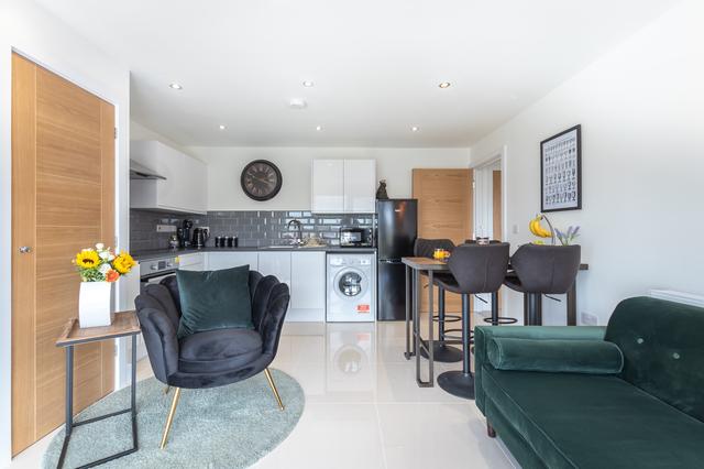 2 bed apartment — Atlantic Mansions 151 Albert Road South, Southampton, So14 3Fr, City Centre