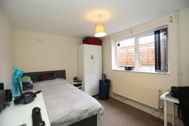 4 bed house — Grasmere Street, Westcotes