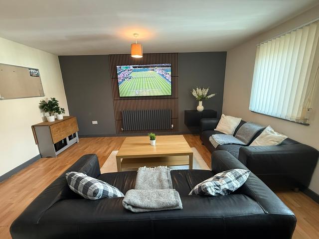 5 bed apartment — Broom Street, Broomhall