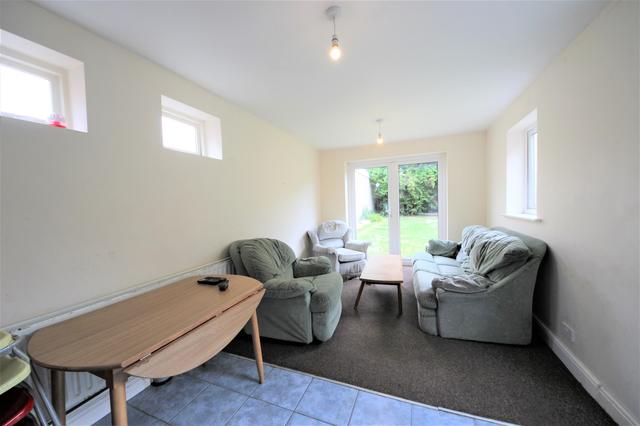 5 bed house — Waterloo Road, Winton