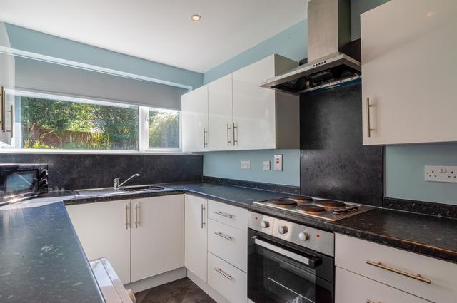 4 bed house — Lamartine Street, City Centre