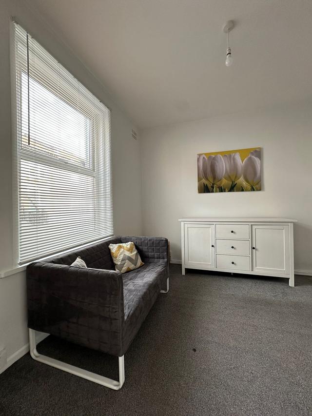 4 bed house — Percy Road, Southsea