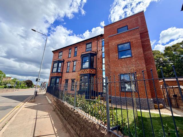 2 bed apartment — 45 Loughborough Road, West Bridgford