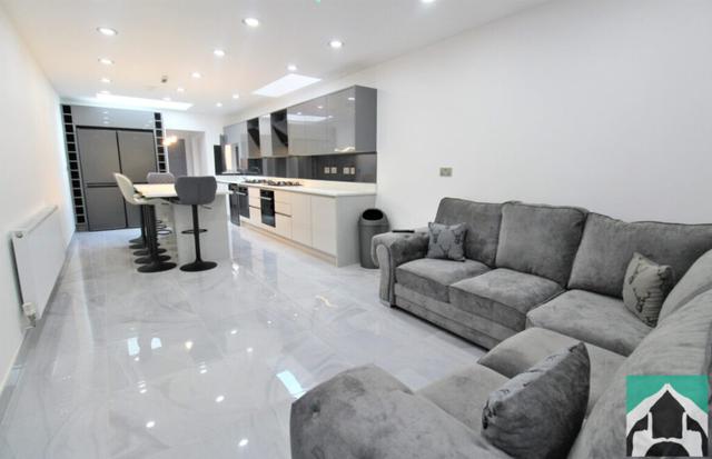 7 bed house — Dawlish Road, Selly Oak