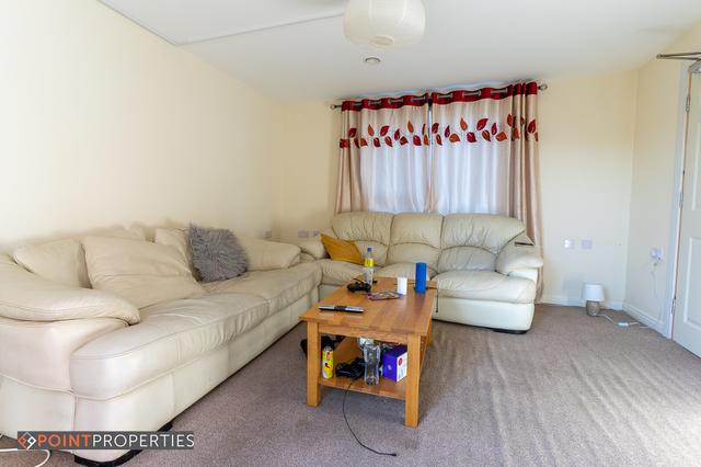 5 bed house — Gladstone Road, Kensington