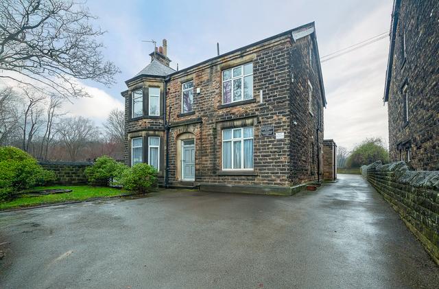 5 bed apartment — Collegiate Crescent, Broomhall