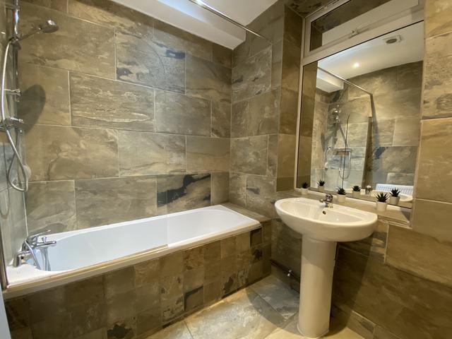 1 bed apartment — Percy Road, City Centre