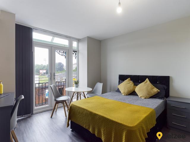 1 bed apartment — King Edward's Road, Brynmill