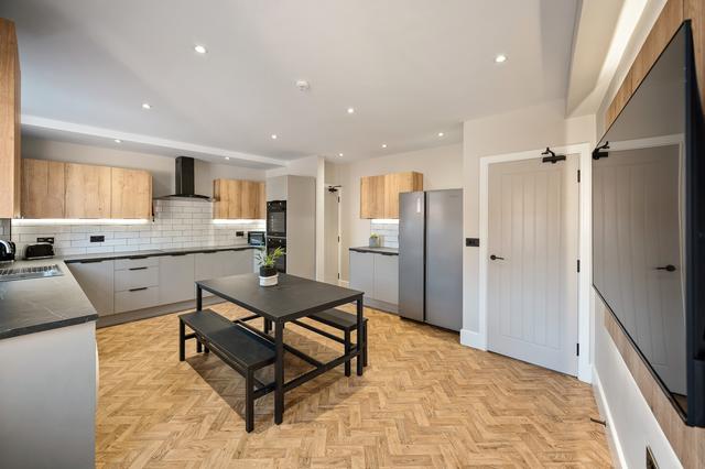 6 bed house — Wild Street, New Zealand