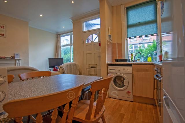 3 bed house — Beechwood Terrace, Burley