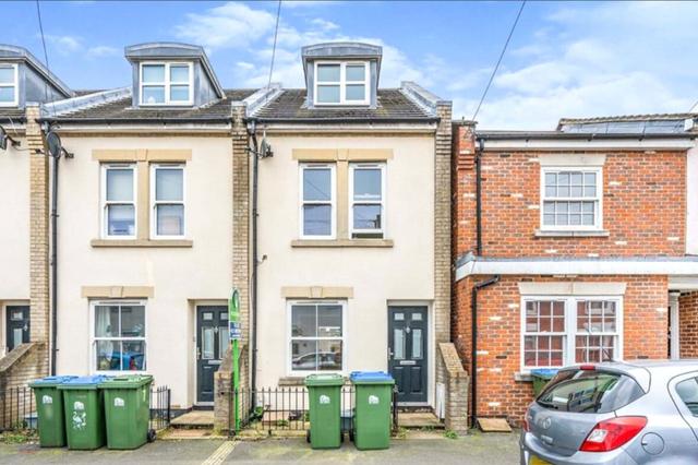 3 bed house — Dover Street, City Centre
