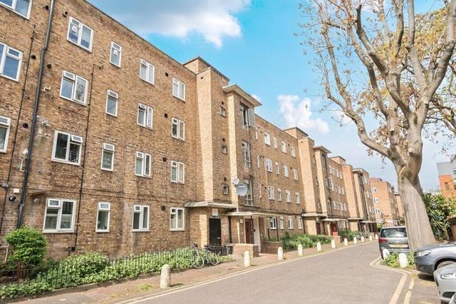 4 bed apartment — Great Dover Street, Borough