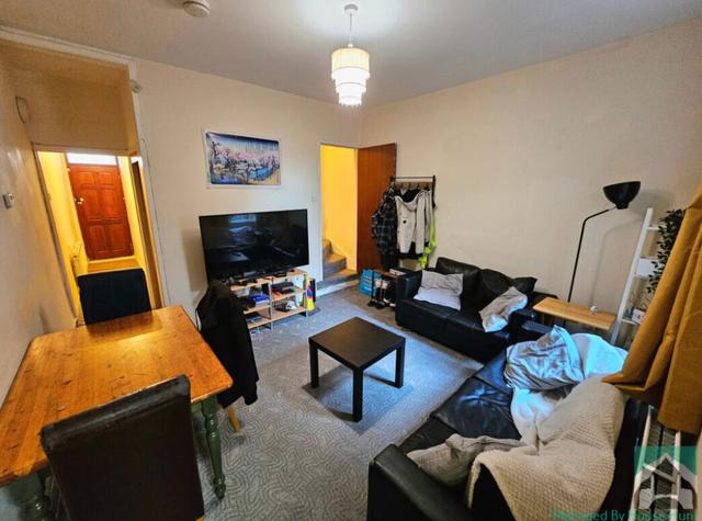 4 bed house — Alton Road, Selly Oak