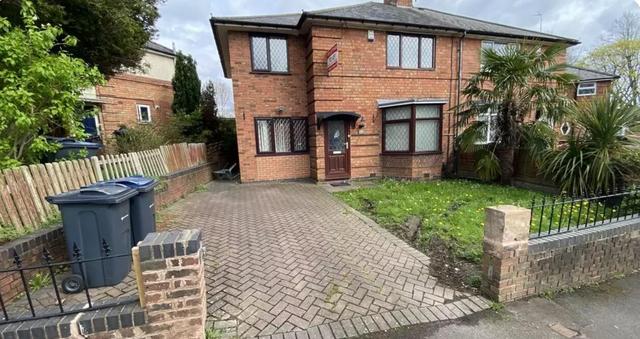 4 bed house — Poole Crescent, Harborne