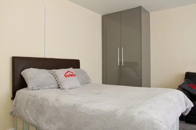 4 bed house — Kimberley Road, Highfields