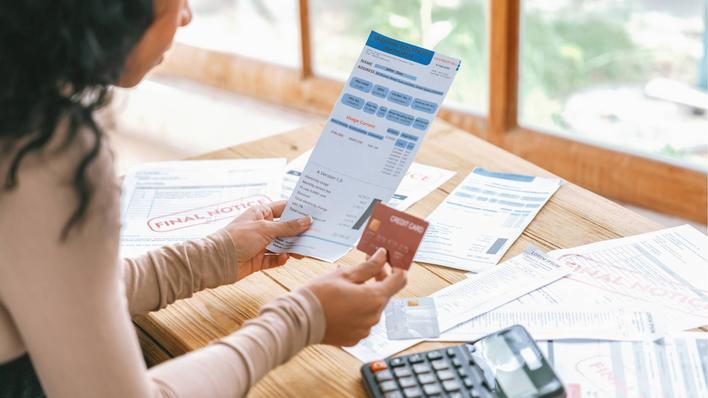 A Guide to the Best Way to Pay Bills in Your Student House