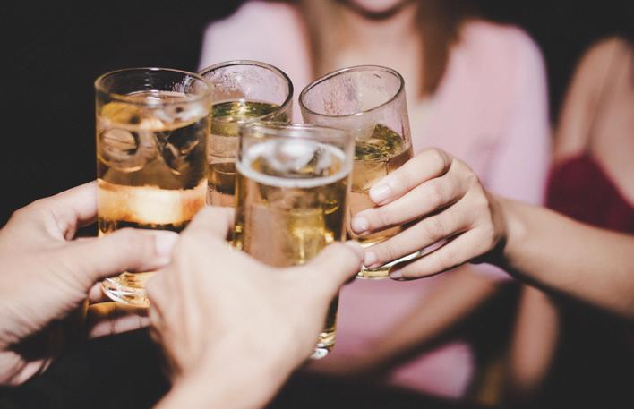 Tips on How to Survive Dry January at University