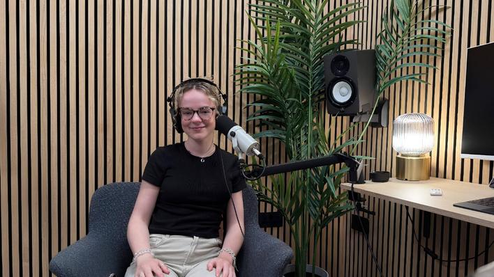 The Best Student Podcasts to Listen to at University