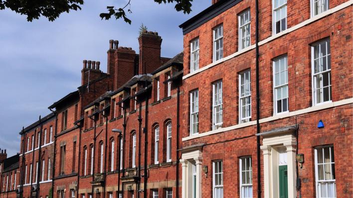 The Leeds Student Guide: Hyde Park