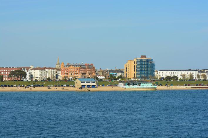 The Portsmouth Student Guide: Southsea