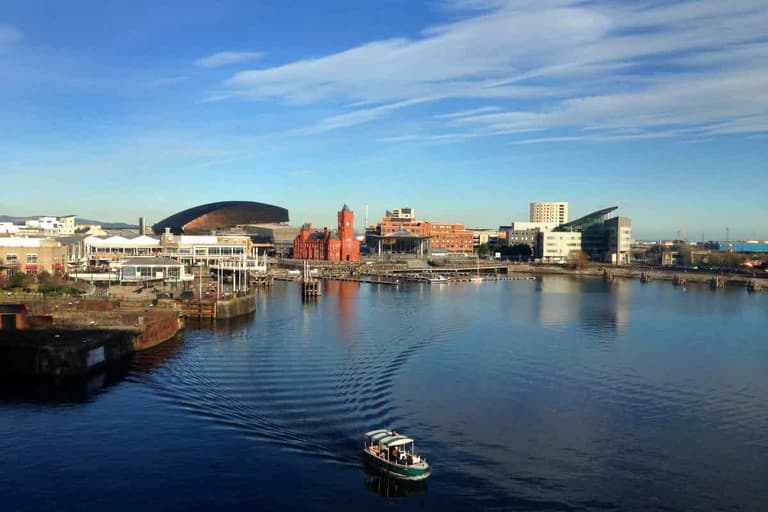 Ultimate Student Guide to
                                Cardiff