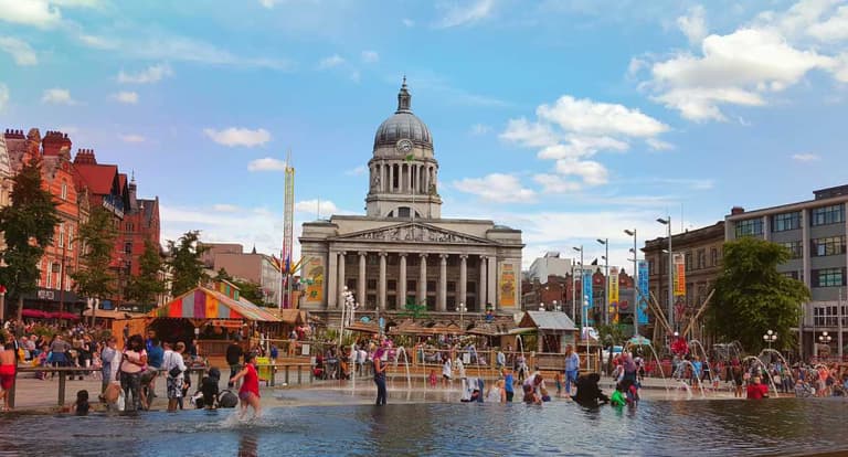 Ultimate Student Guide to
                                Nottingham