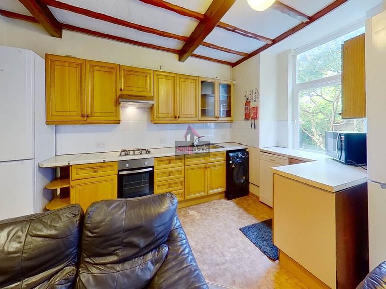 Bolton Road, Salford, Manchester, M6 7HN