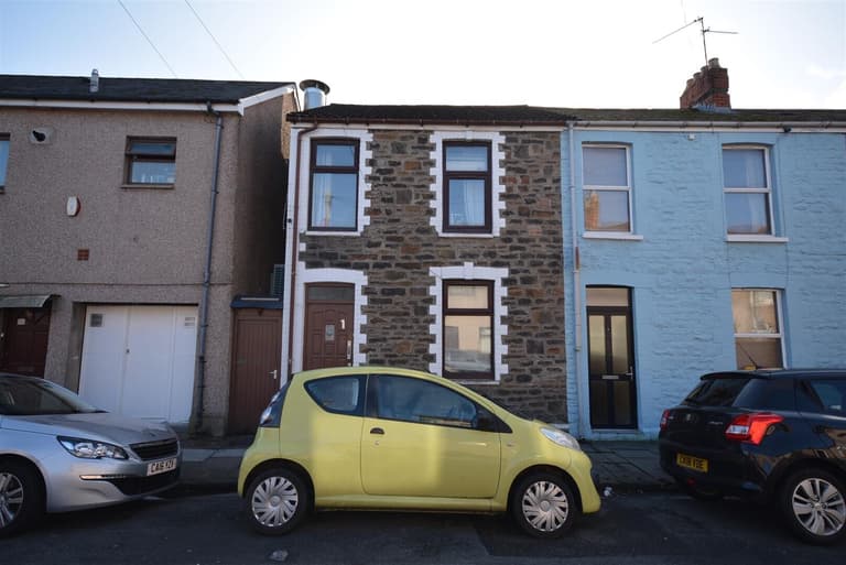 Minister Street, Cathays, Cardiff, CF24 4HR