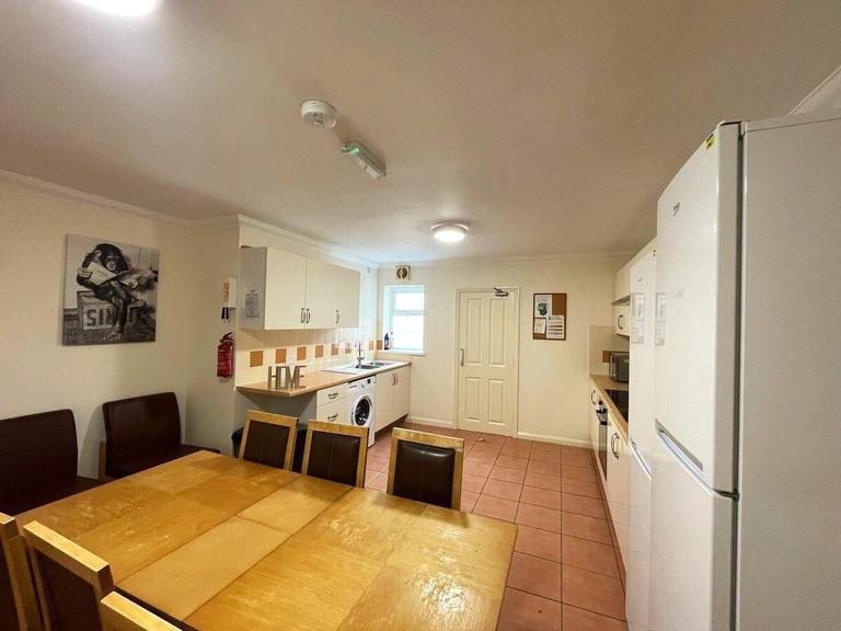 Bowthorpe Road Norfolk, North & West Earlham, Norwich, NR5 8AG