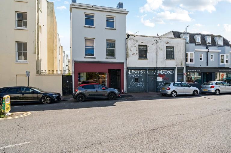 St Georges Road, Kemptown, Brighton, BN2 1EF