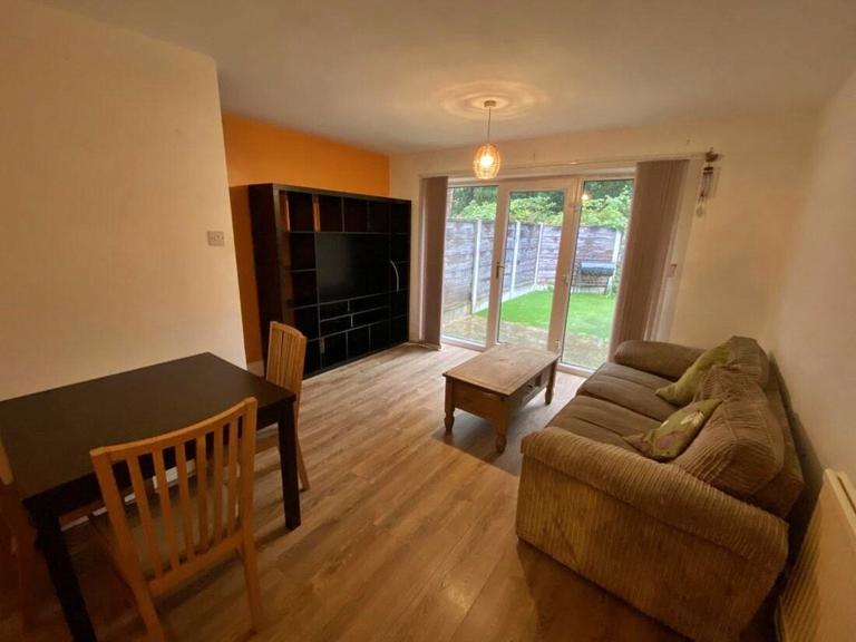 Derby Road, Fallowfield, Manchester, M14 6RE